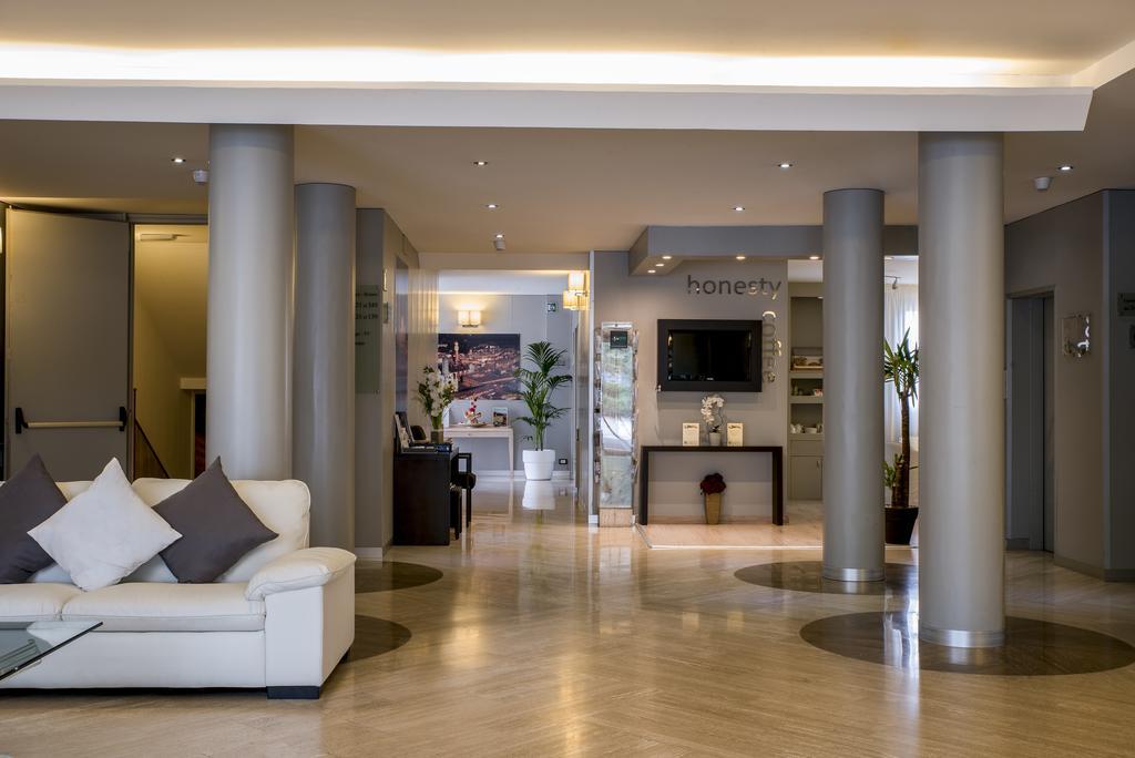 Executive 4*